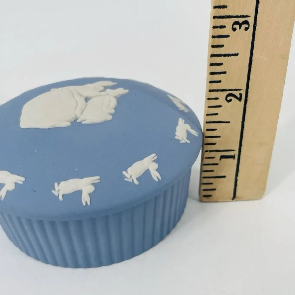 Wedgwood vtg blue